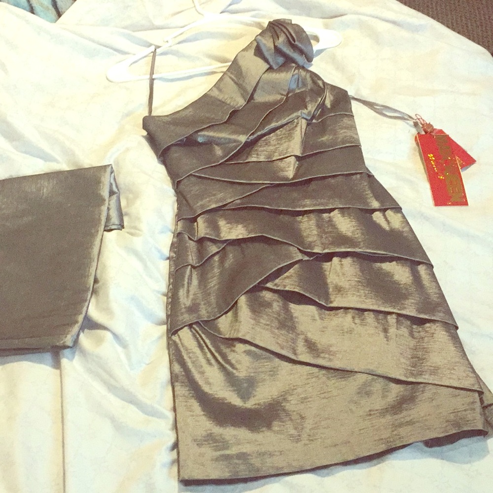 Elegant mini dress